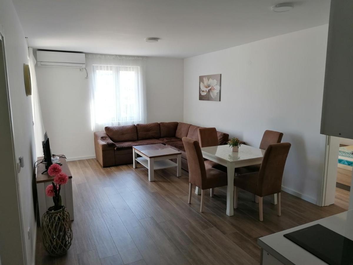 Ferienwohnung Riki Dream Dobrá Voda Exterior foto